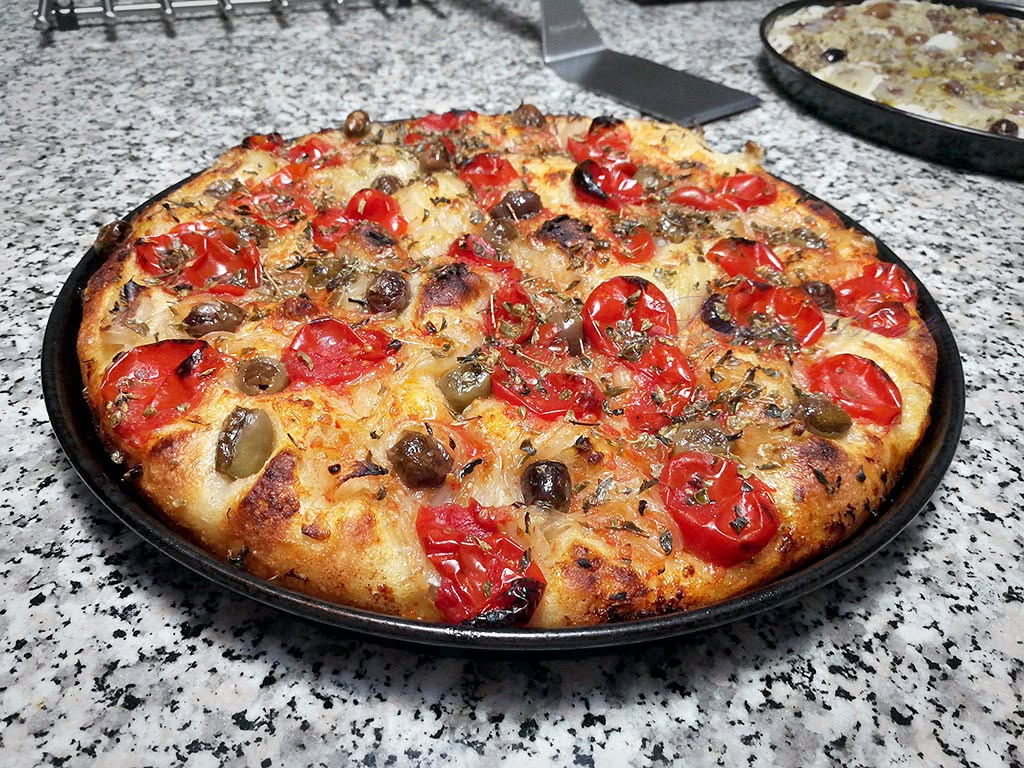 Focaccia pugliese
